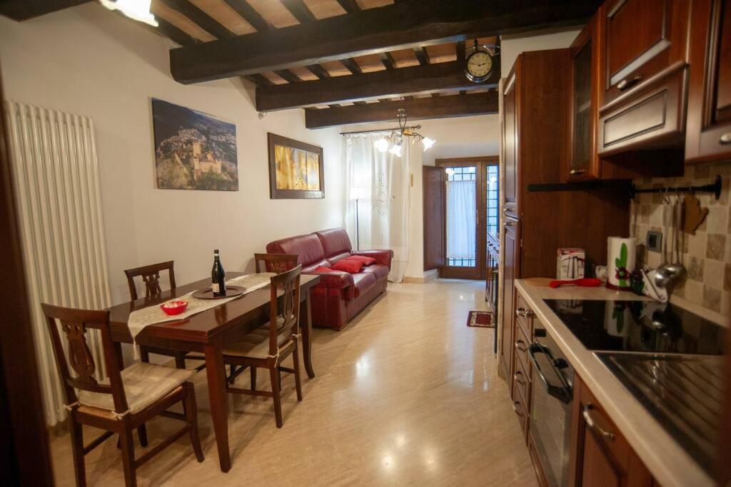 Apartamento Casa Dell'Oliveto "Parcheggio Gratuito" Narni Exterior foto