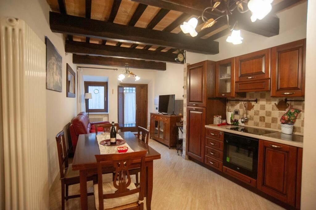 Apartamento Casa Dell'Oliveto "Parcheggio Gratuito" Narni Exterior foto