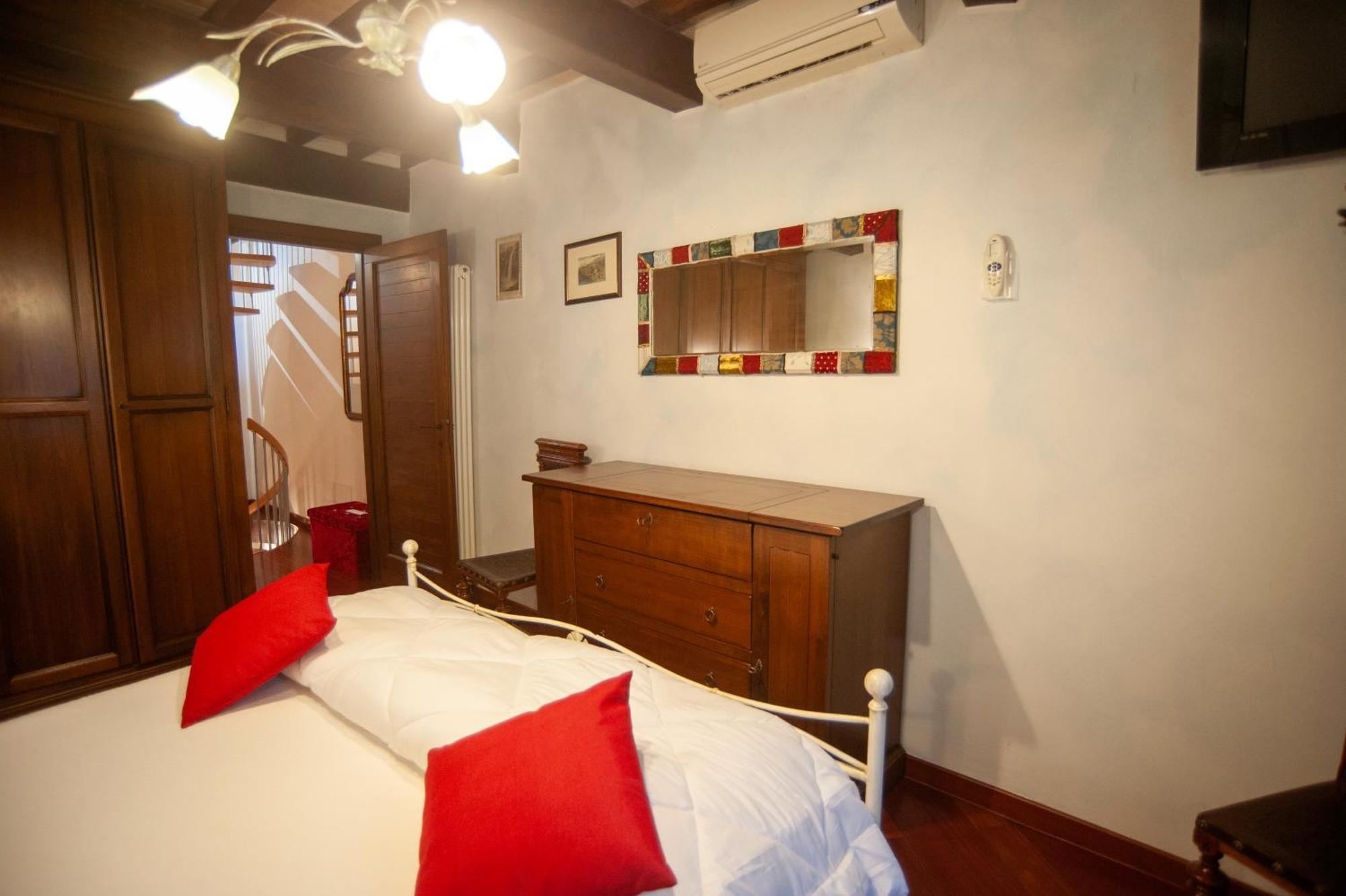 Apartamento Casa Dell'Oliveto "Parcheggio Gratuito" Narni Exterior foto
